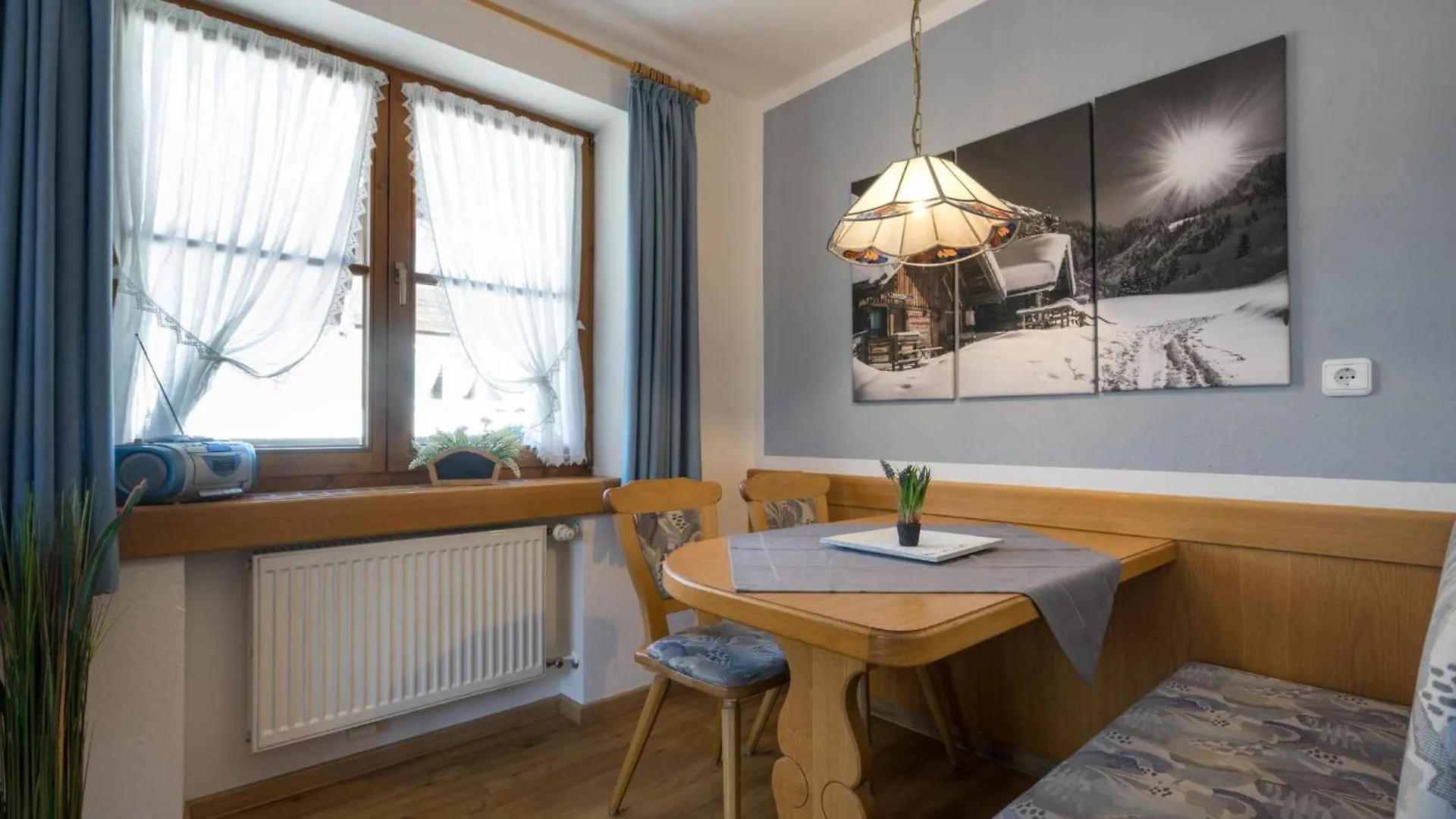 Apartment Landhaus Barbara Ferienwohnungen Oberstdorf